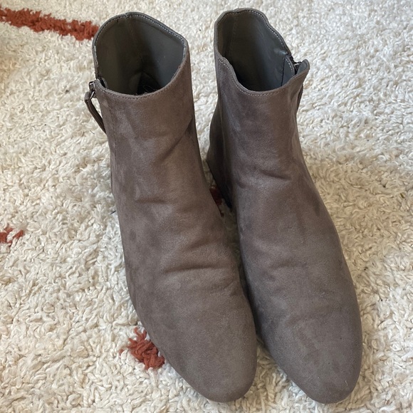 Zara Suede Ankle Bootie - Picture 3 of 7